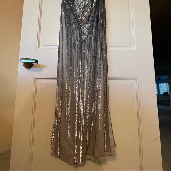 Sean Collection silk sequin gown - Picture 5 of 7